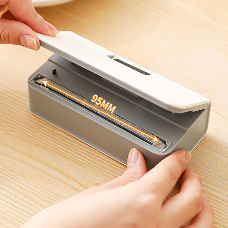 Rechargeable Bag Sealer with USB-C Charging – Adjustable Heat Settings, Magnetic Storage, Keeps Food Fresh Longer